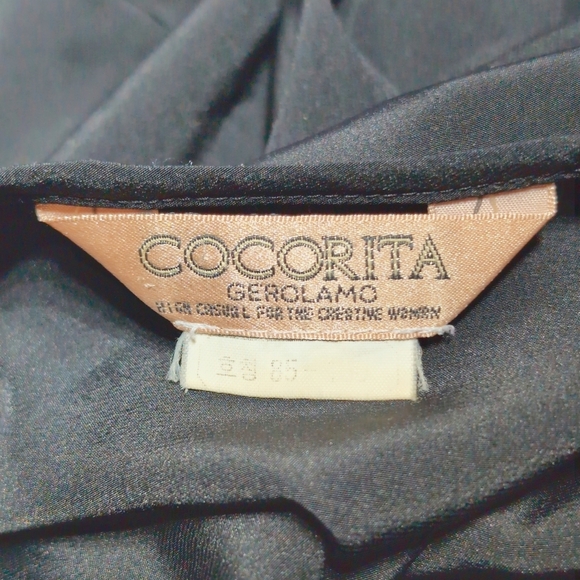 Cocorita Gerolamo Elegant Black Ruffle Blouse - Picture 4 of 5